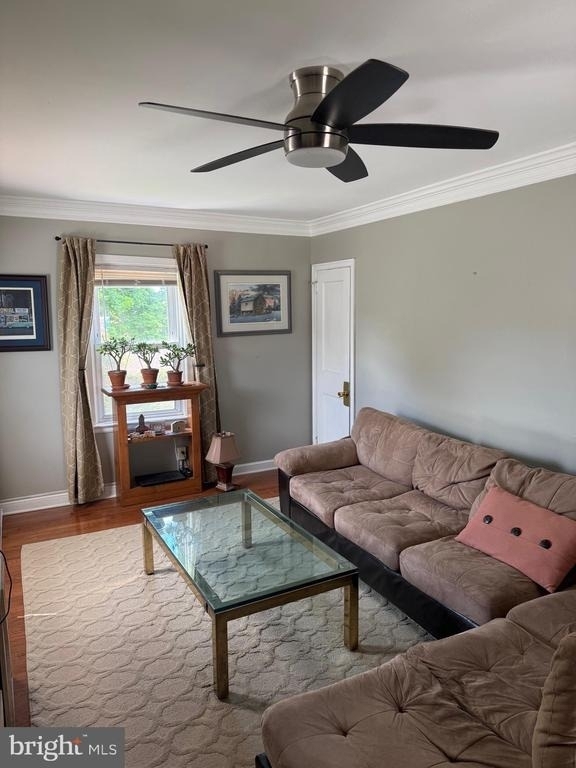 1412 Cherry Lane - Photo 4