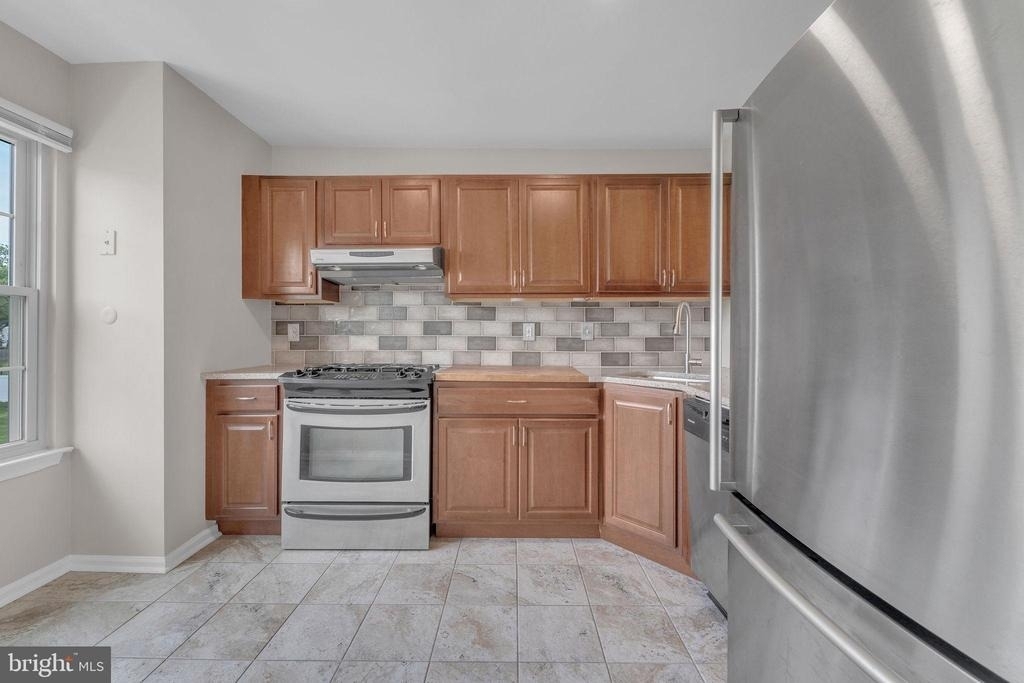 620 Covington Court - Photo 6