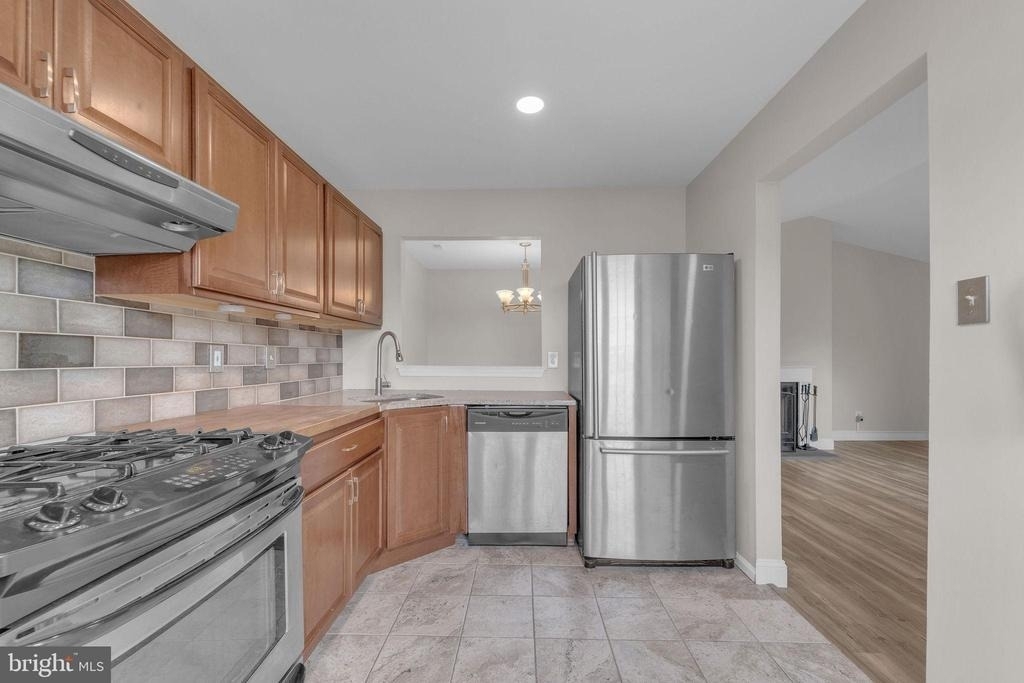 620 Covington Court - Photo 8