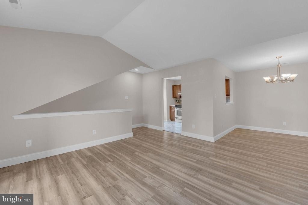 620 Covington Court - Photo 5
