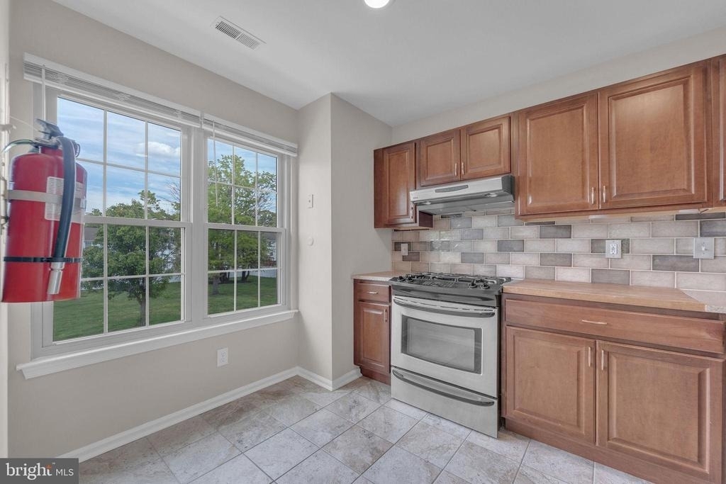 620 Covington Court - Photo 7