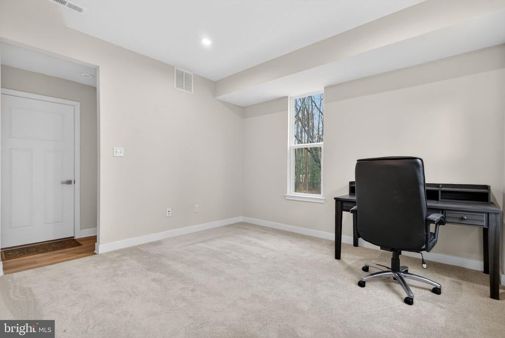 54 Sidney Lane - Photo 6