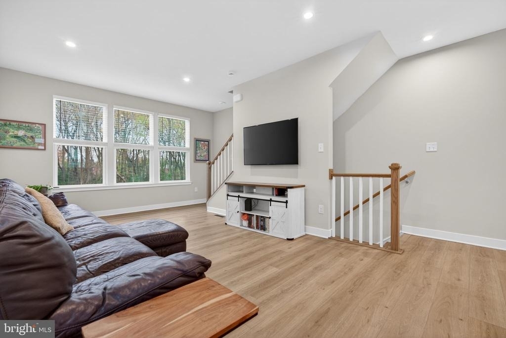 54 Sidney Lane - Photo 19