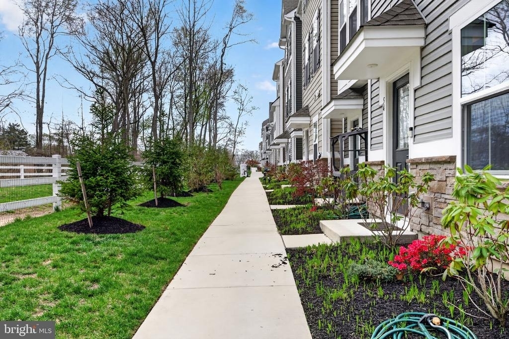 54 Sidney Lane - Photo 3