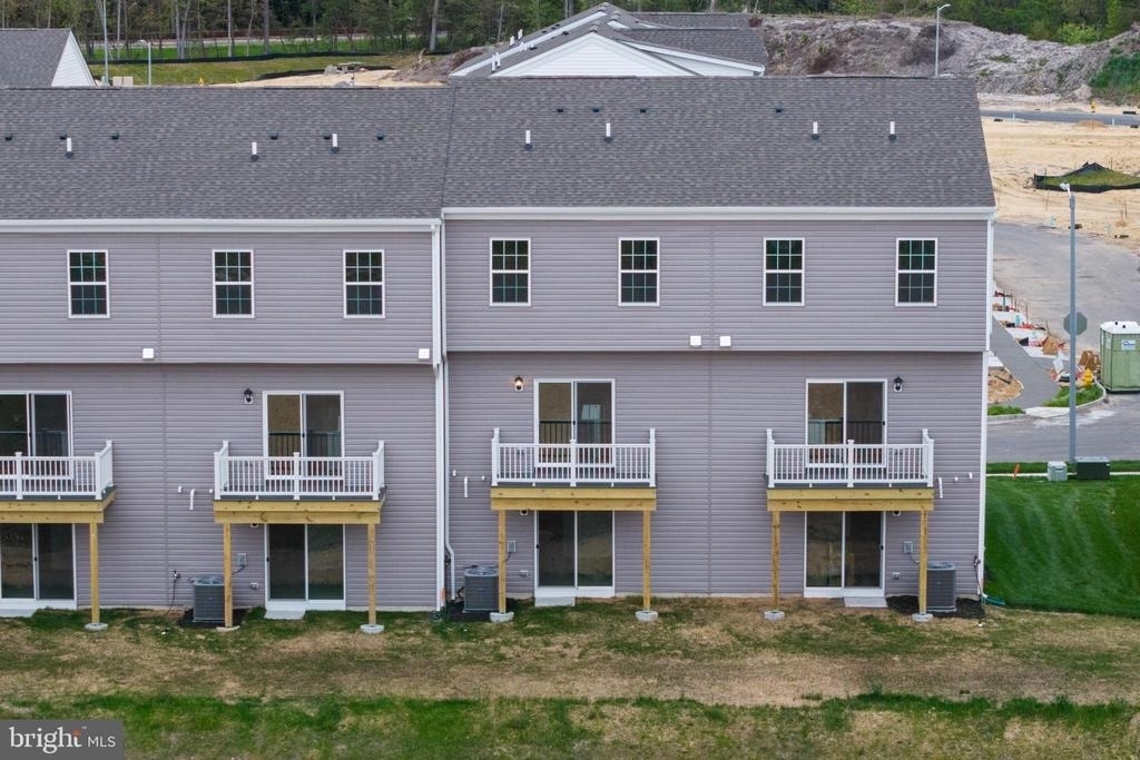 107 Clinton Street - Photo 29