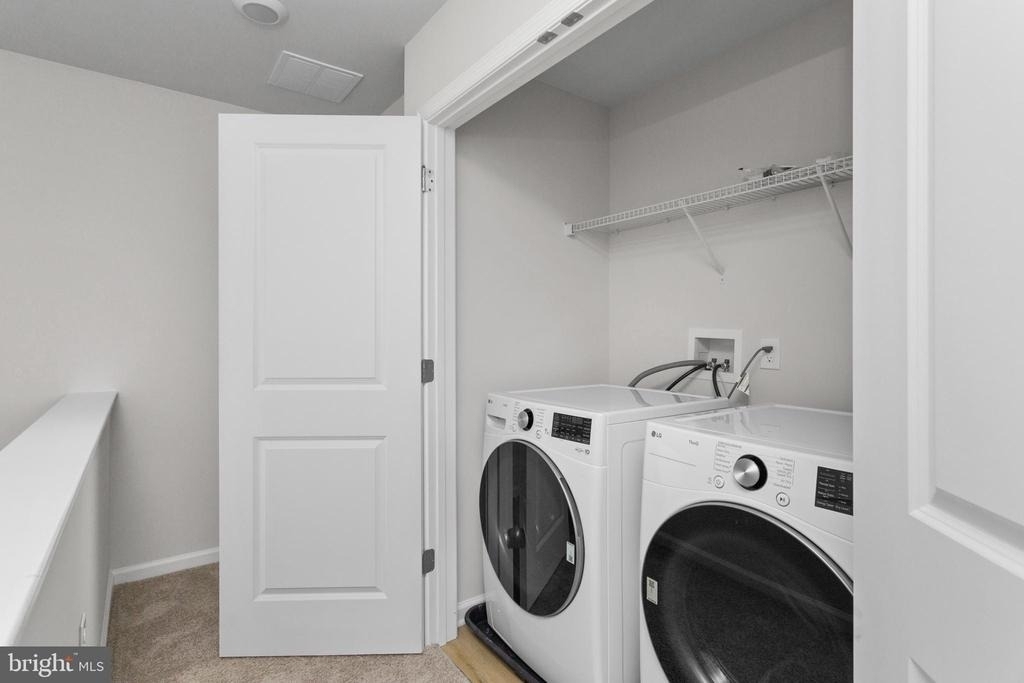 107 Clinton Street - Photo 18
