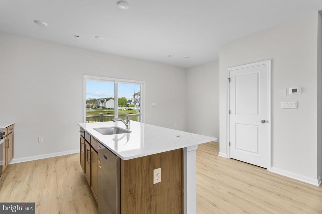 107 Clinton Street - Photo 11