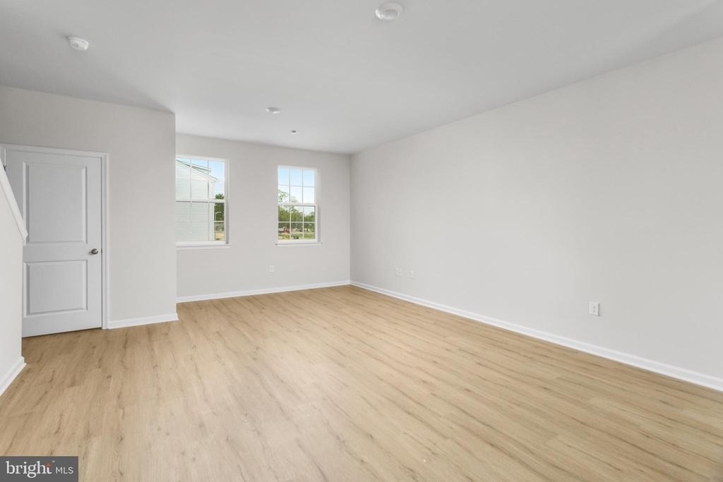 107 Clinton Street - Photo 15