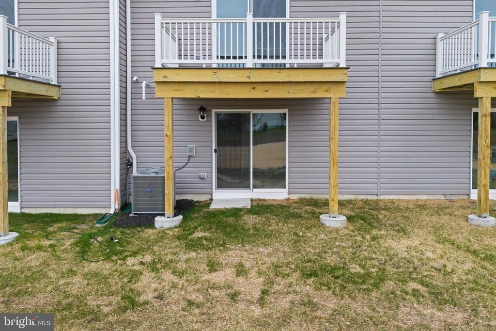 107 Clinton Street - Photo 28