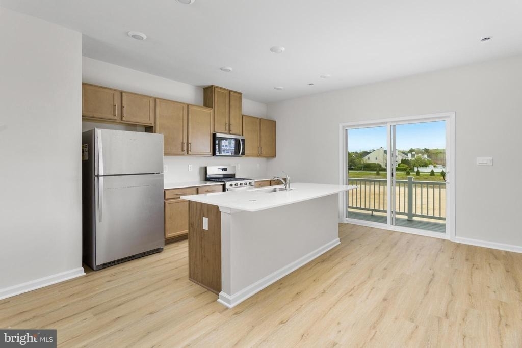 107 Clinton Street - Photo 10