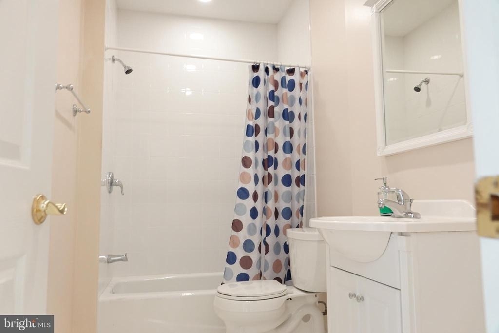 1112 Pleasant Drive - Photo 17