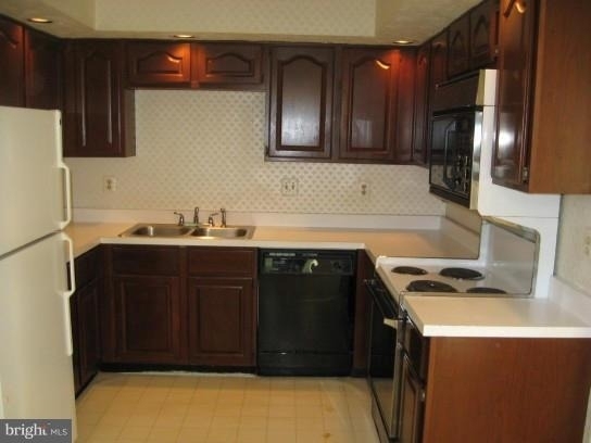 4485 Regalwood Terrace - Photo 8
