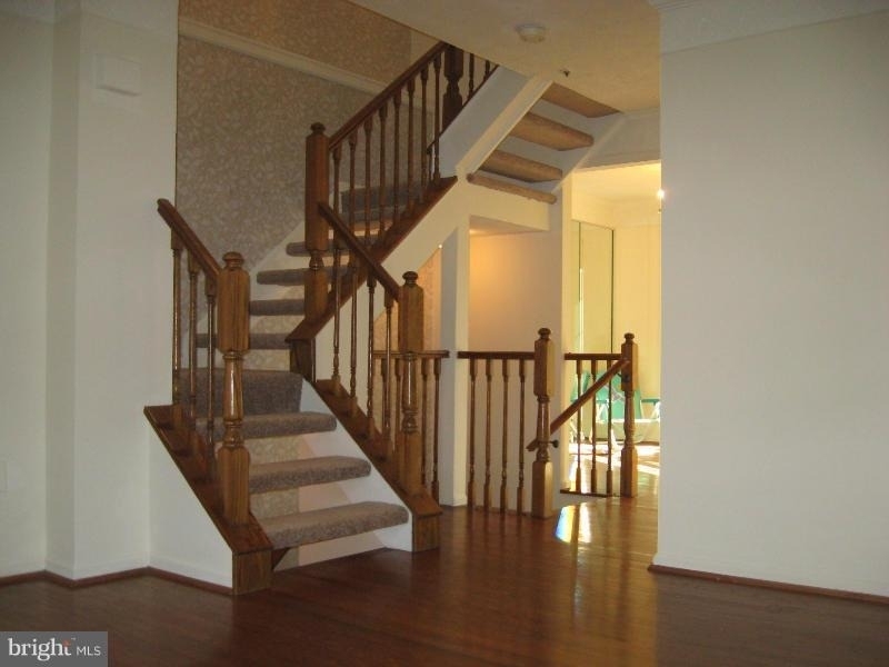 4485 Regalwood Terrace - Photo 7