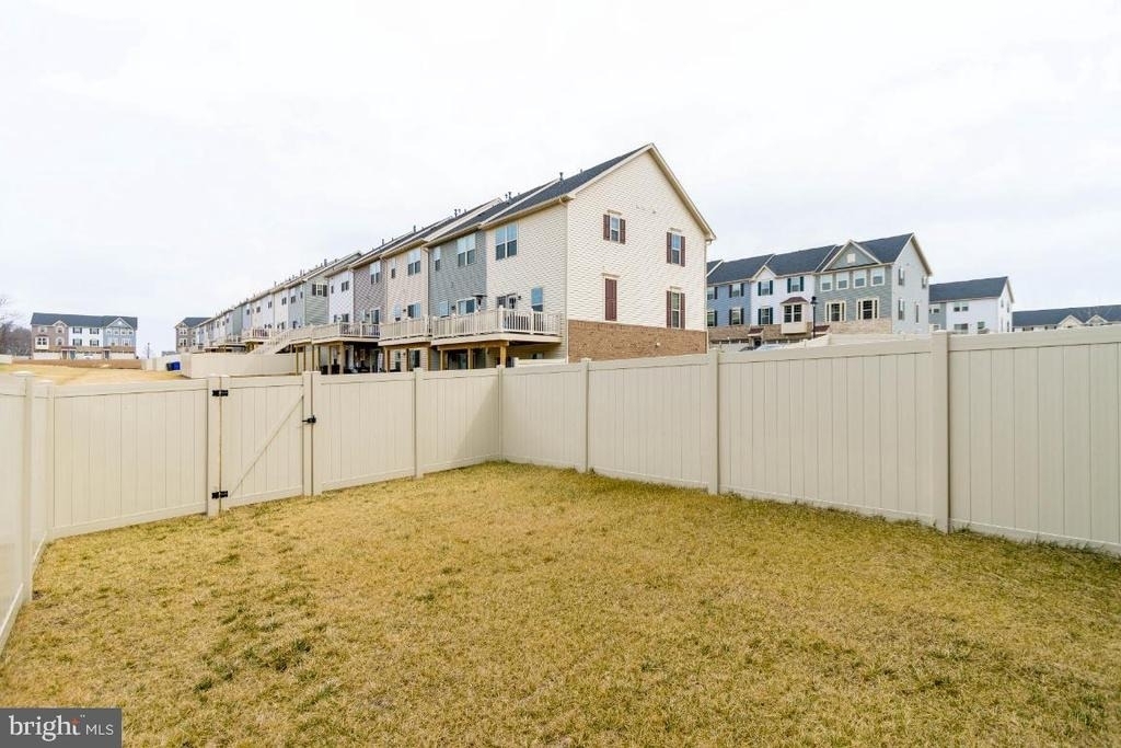 10605 Brewerton Lane - Photo 28