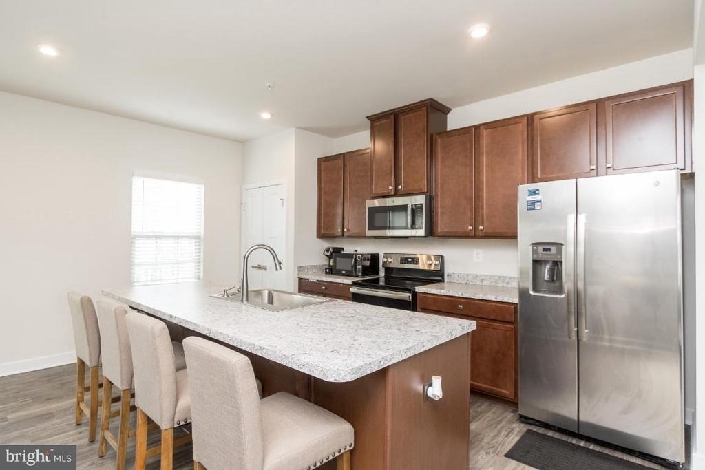 10605 Brewerton Lane - Photo 3