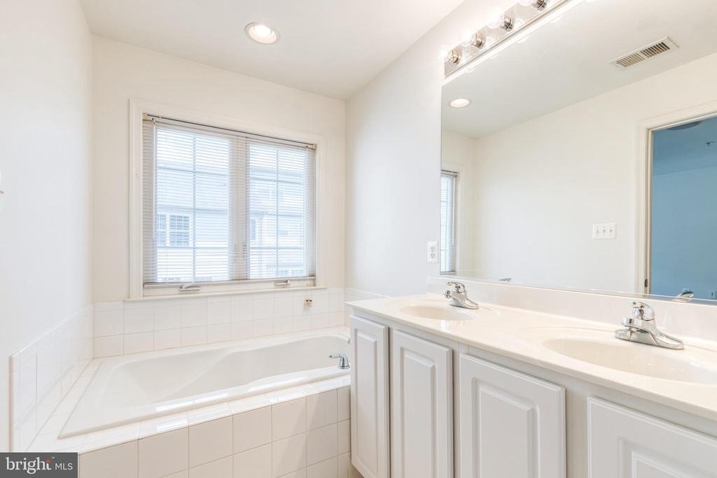 4322 Vintage Ivy Lane - Photo 20