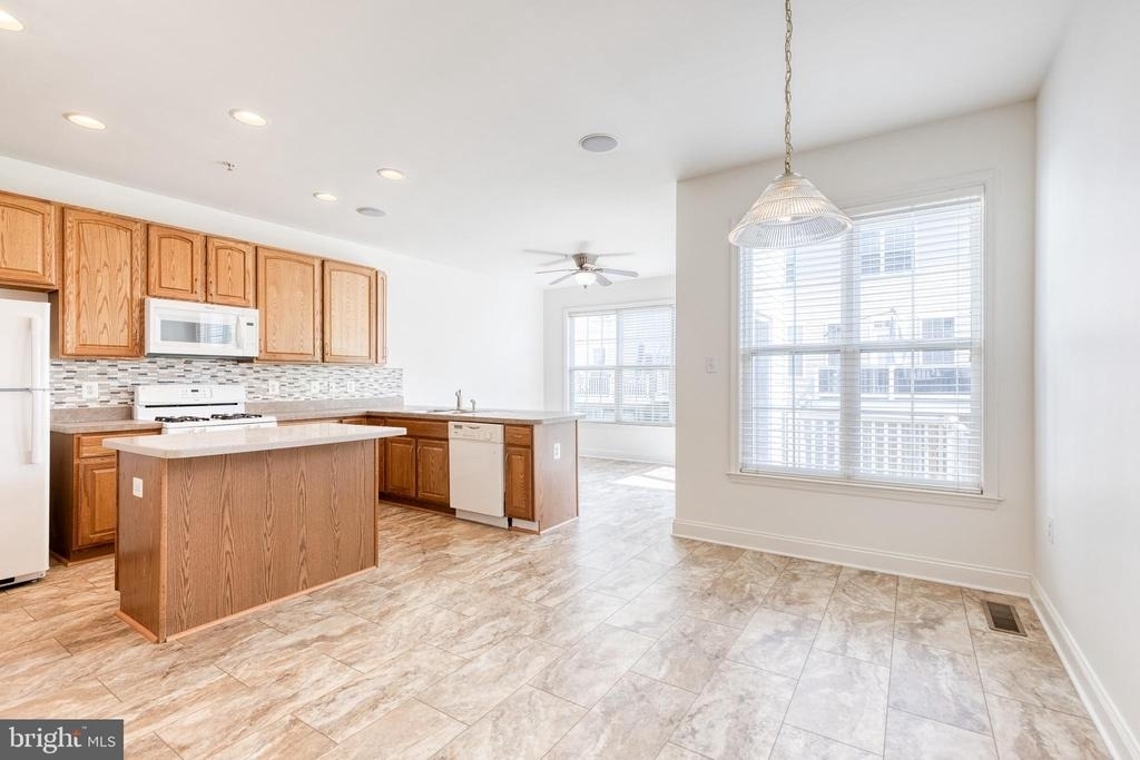 4322 Vintage Ivy Lane - Photo 9