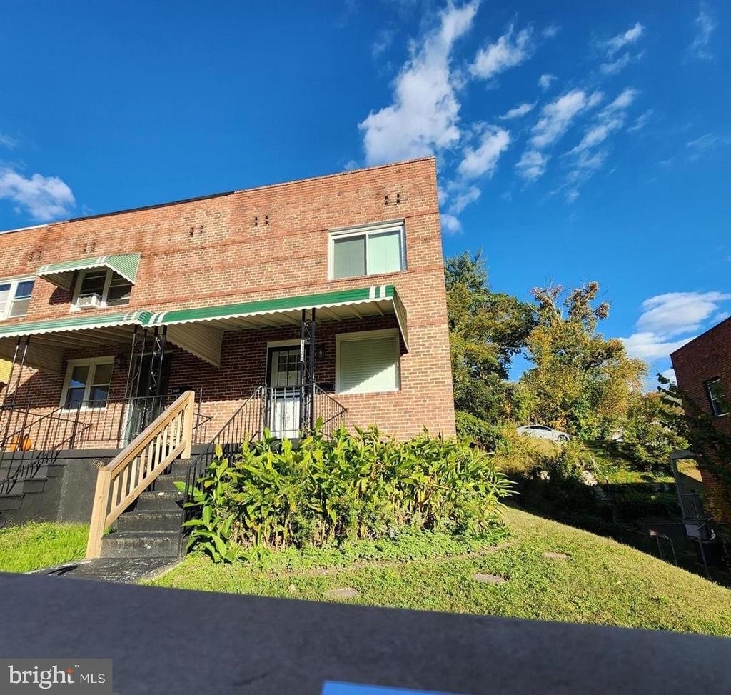4135 The Alameda - Photo 0