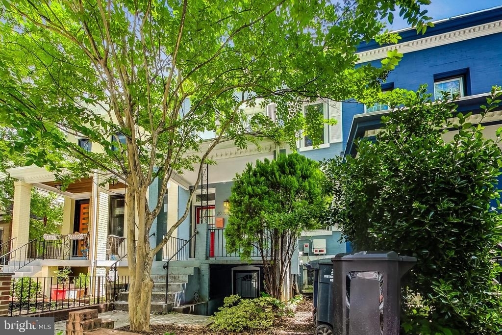 2533 11th Street Nw - Photo 2