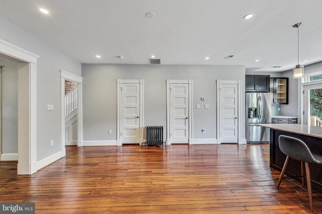 2533 11th Street Nw - Photo 11