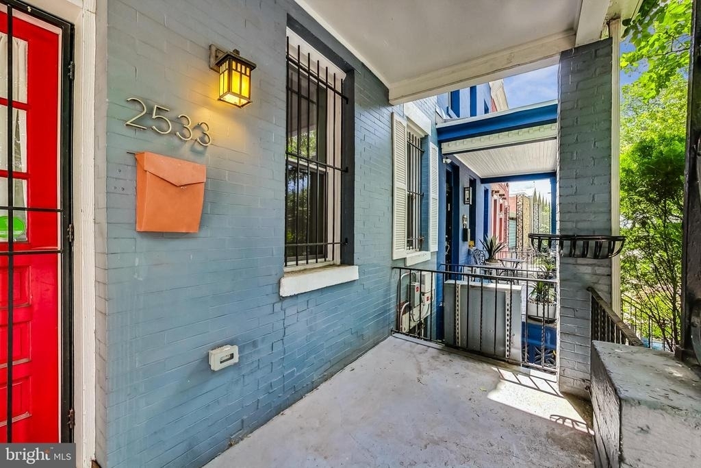 2533 11th Street Nw - Photo 3