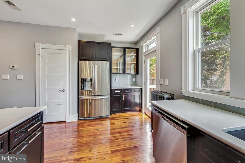 2533 11th Street Nw - Photo 15