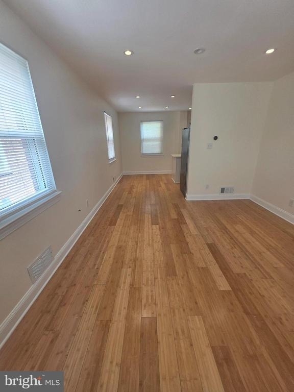 636 Burns Street Se - Photo 2