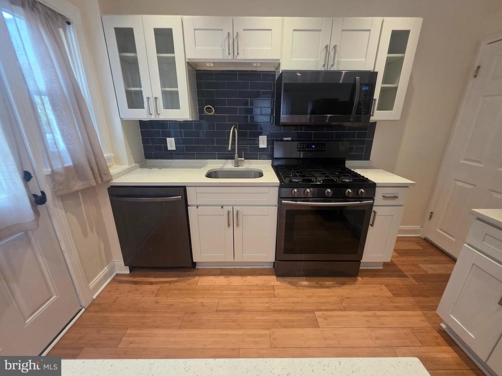 636 Burns Street Se - Photo 6
