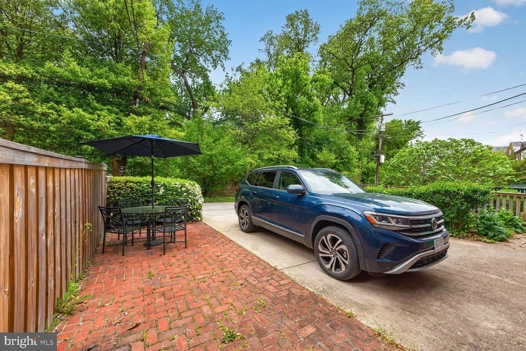 1605 44th Street Nw - Photo 24