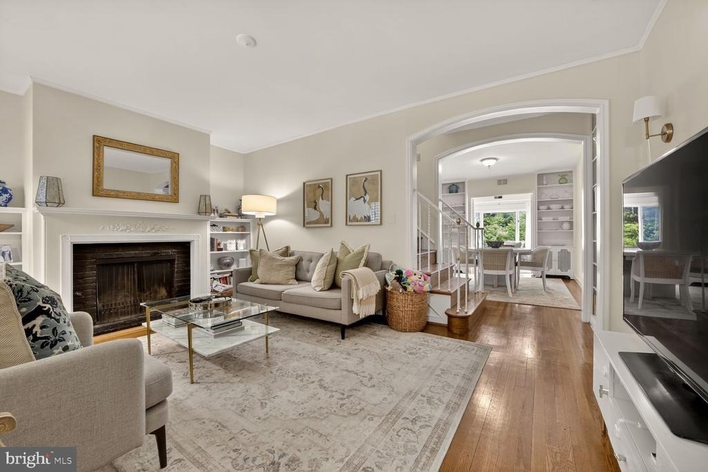 1605 44th Street Nw - Photo 6