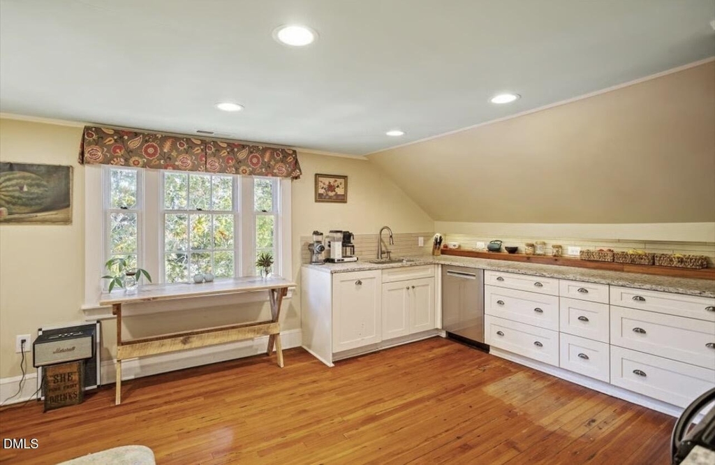 405 Ransom Street - Photo 9