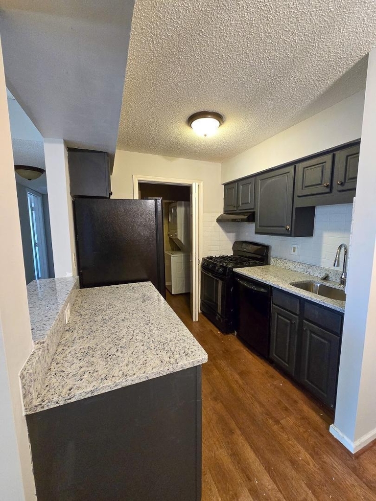 1300 Hillbrow Lane - Photo 7