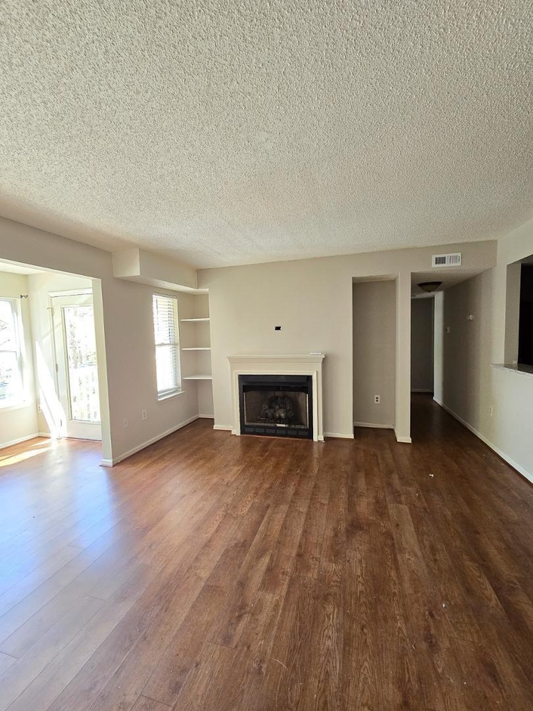 1300 Hillbrow Lane - Photo 1