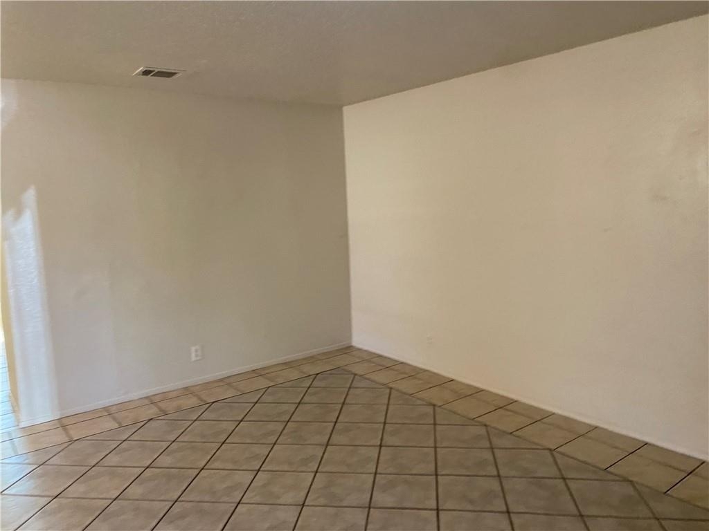 11906 Alpheus Ave - Photo 2