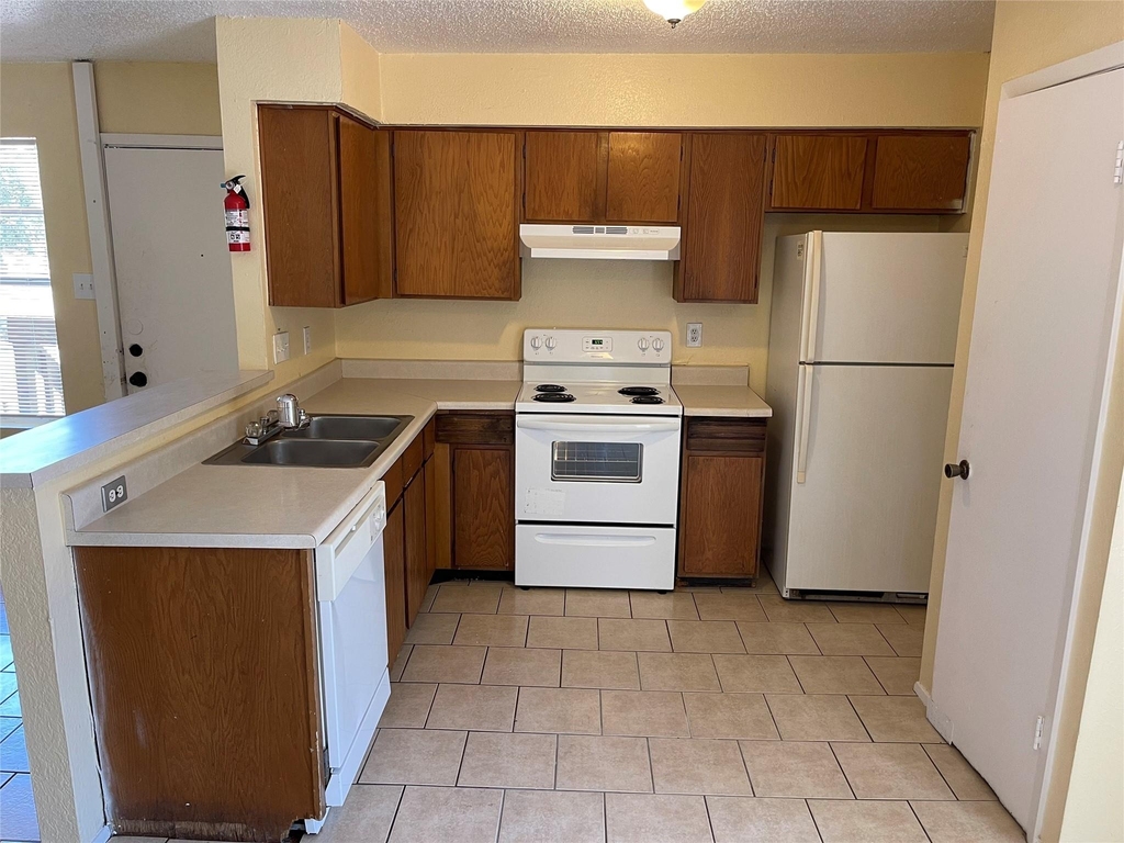 11906 Alpheus Ave - Photo 4