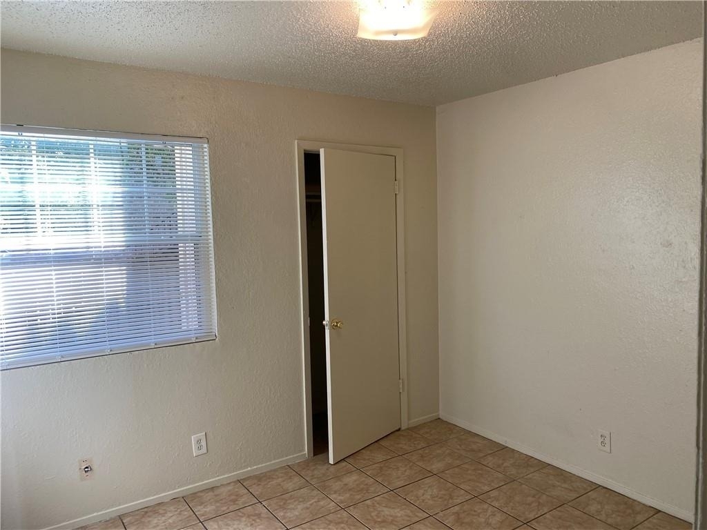 11906 Alpheus Ave - Photo 6