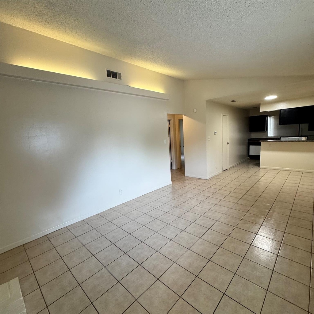 1626 Royal Hill Dr - Photo 13