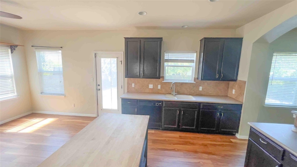 709 Rusk Rd - Photo 3