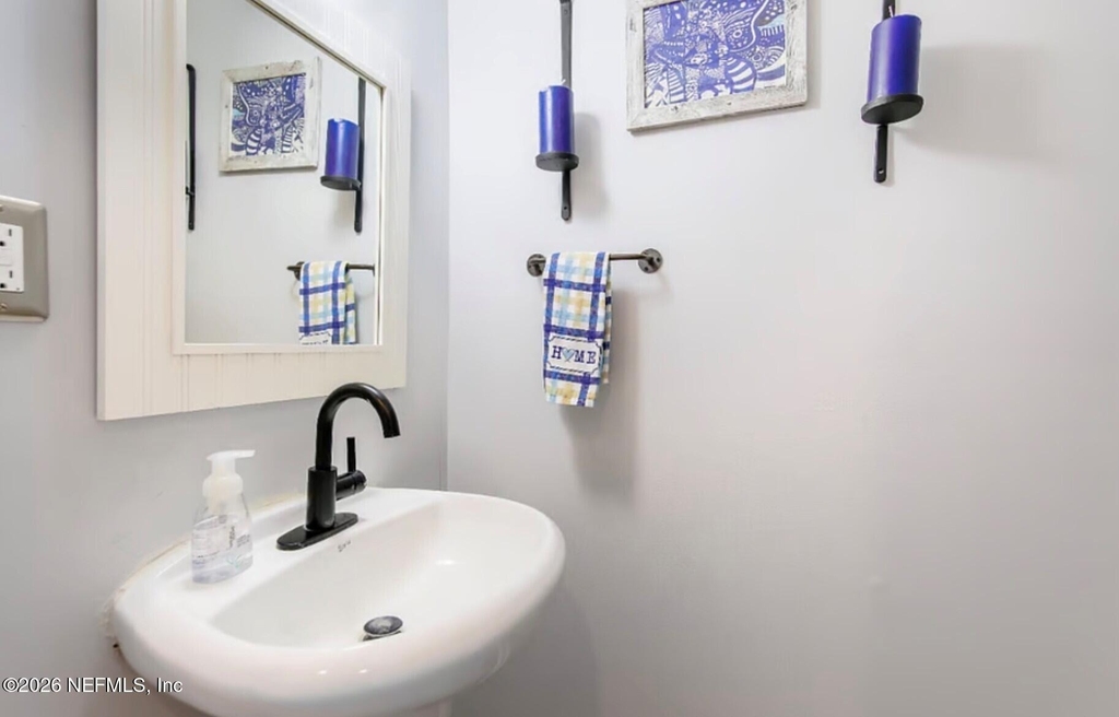 38 W 10th Street - Photo 14