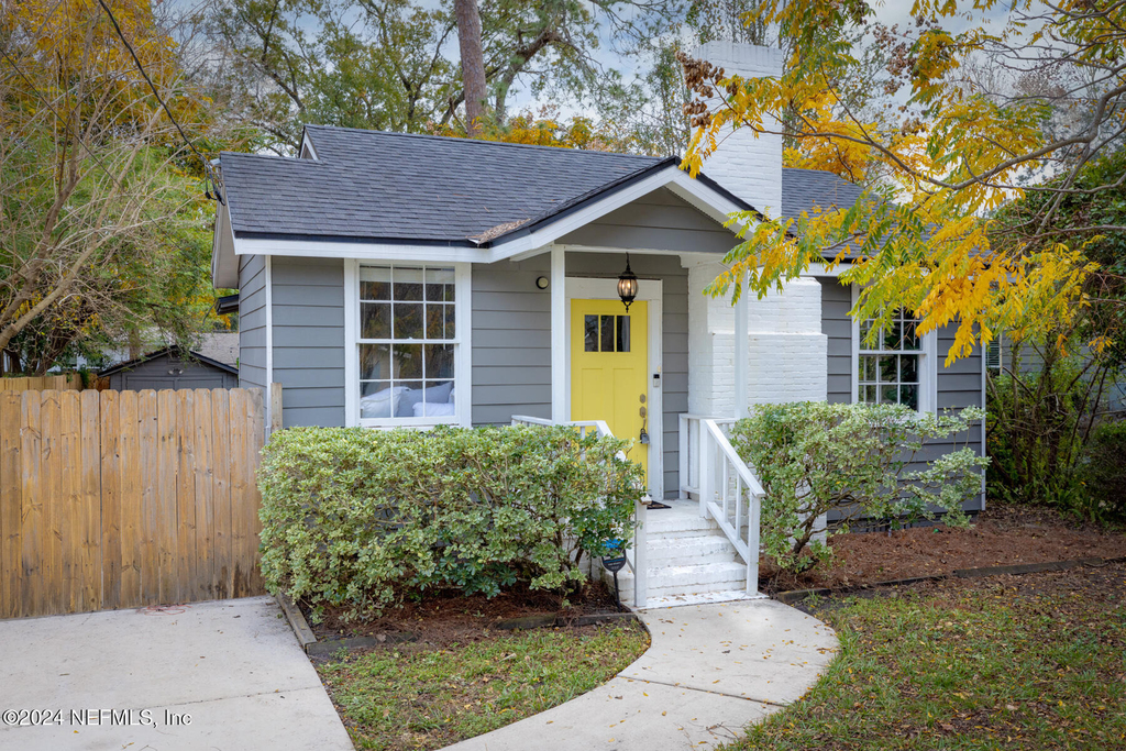 4620 Attleboro Street - Photo 1