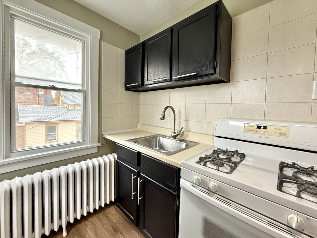 203 Symphony Way - Photo 4