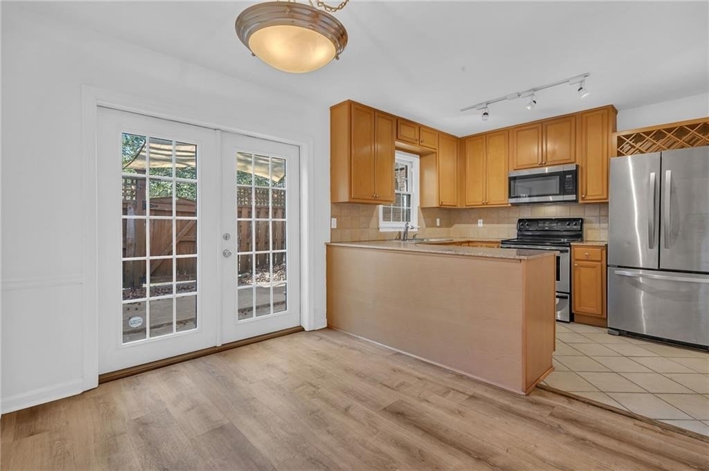 1101 Collier Road Nw - Photo 1
