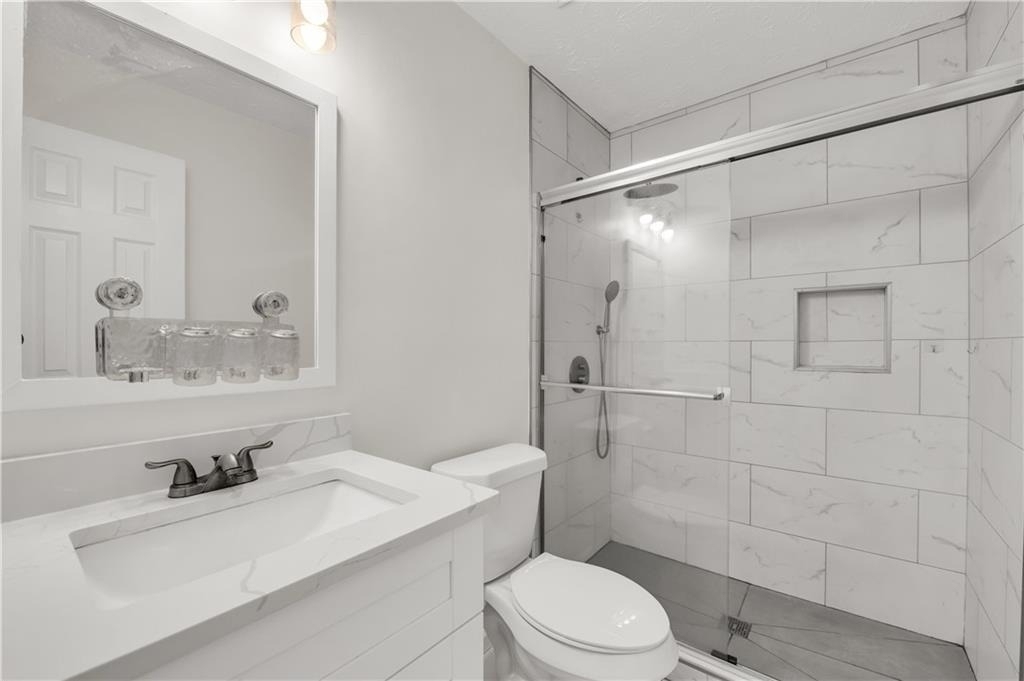 5722 Port Drive - Photo 11
