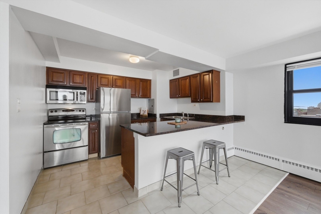6030 N Sheridan Road - Photo 6