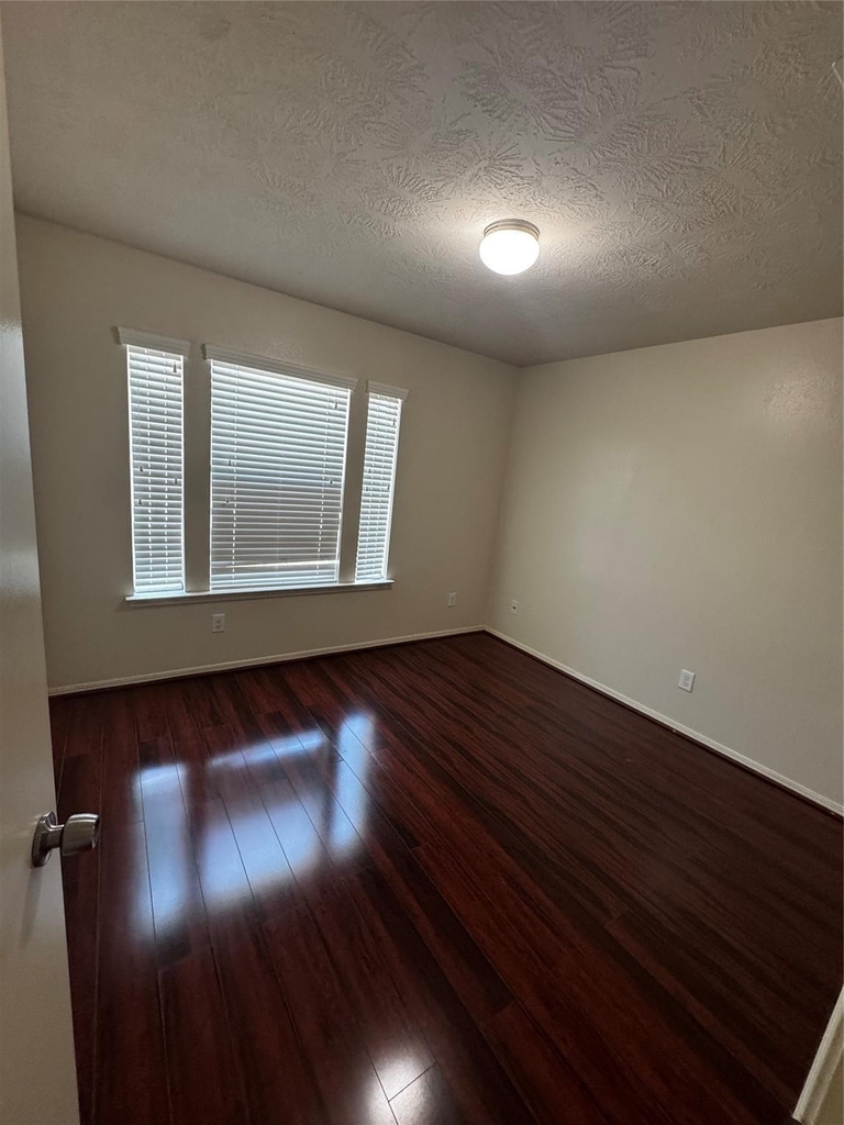 9311 Camelia Crest Lane - Photo 6