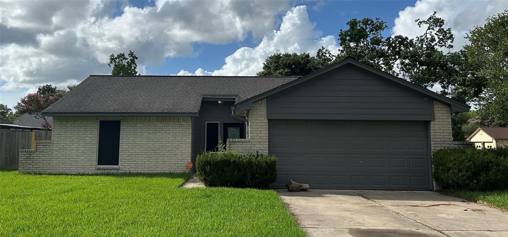 5810 Wildfire Street - Photo 0