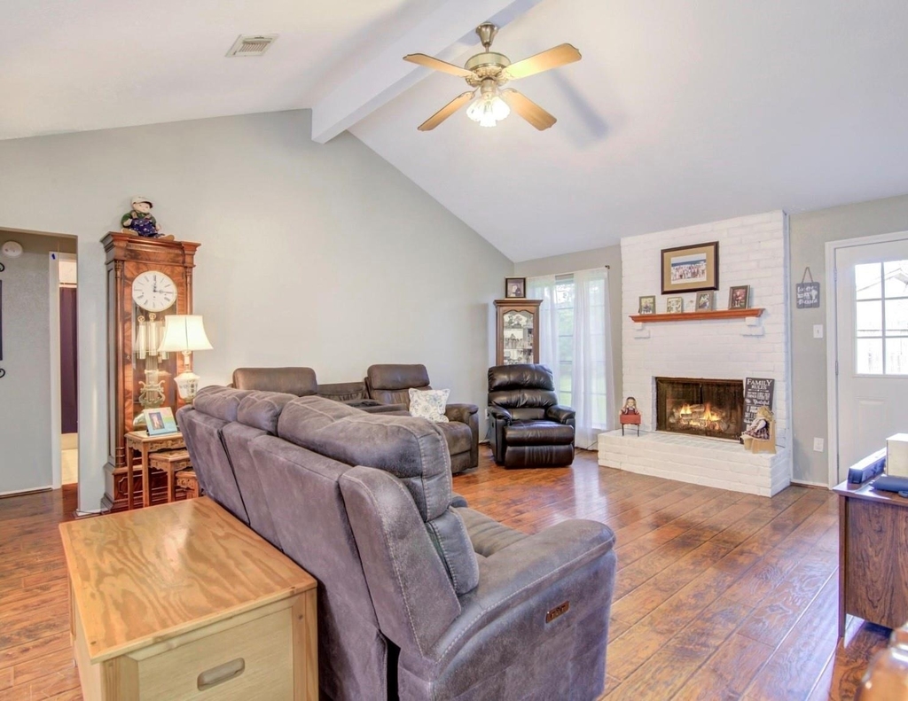 5810 Wildfire Street - Photo 2