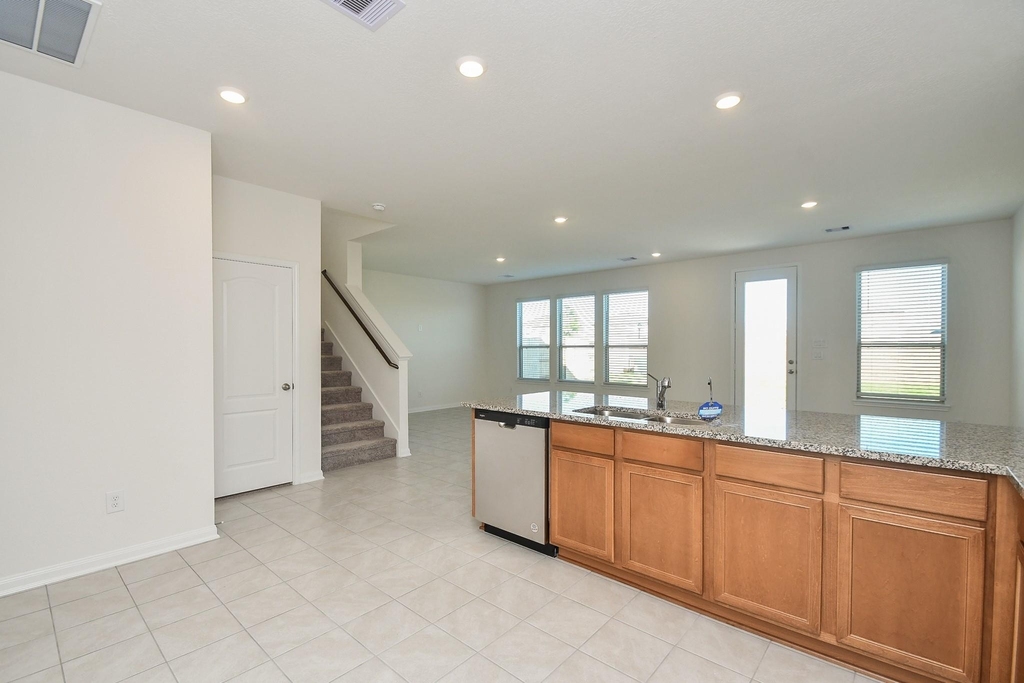 8138 Leisure Point Drive - Photo 17