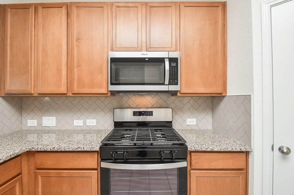 8138 Leisure Point Drive - Photo 15