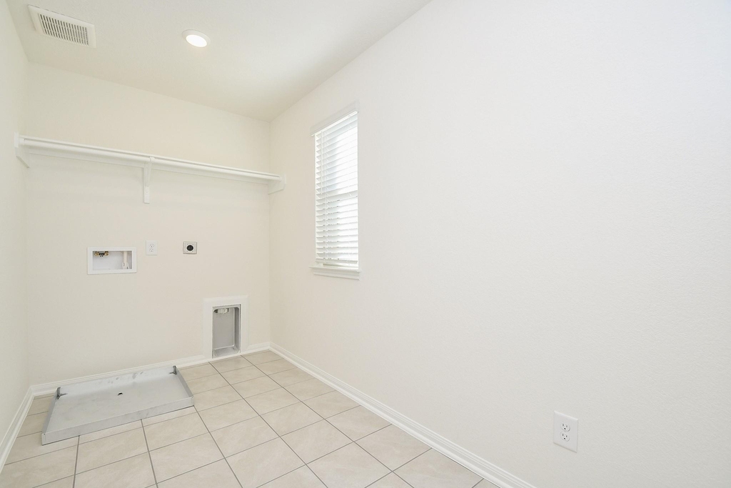 8138 Leisure Point Drive - Photo 46